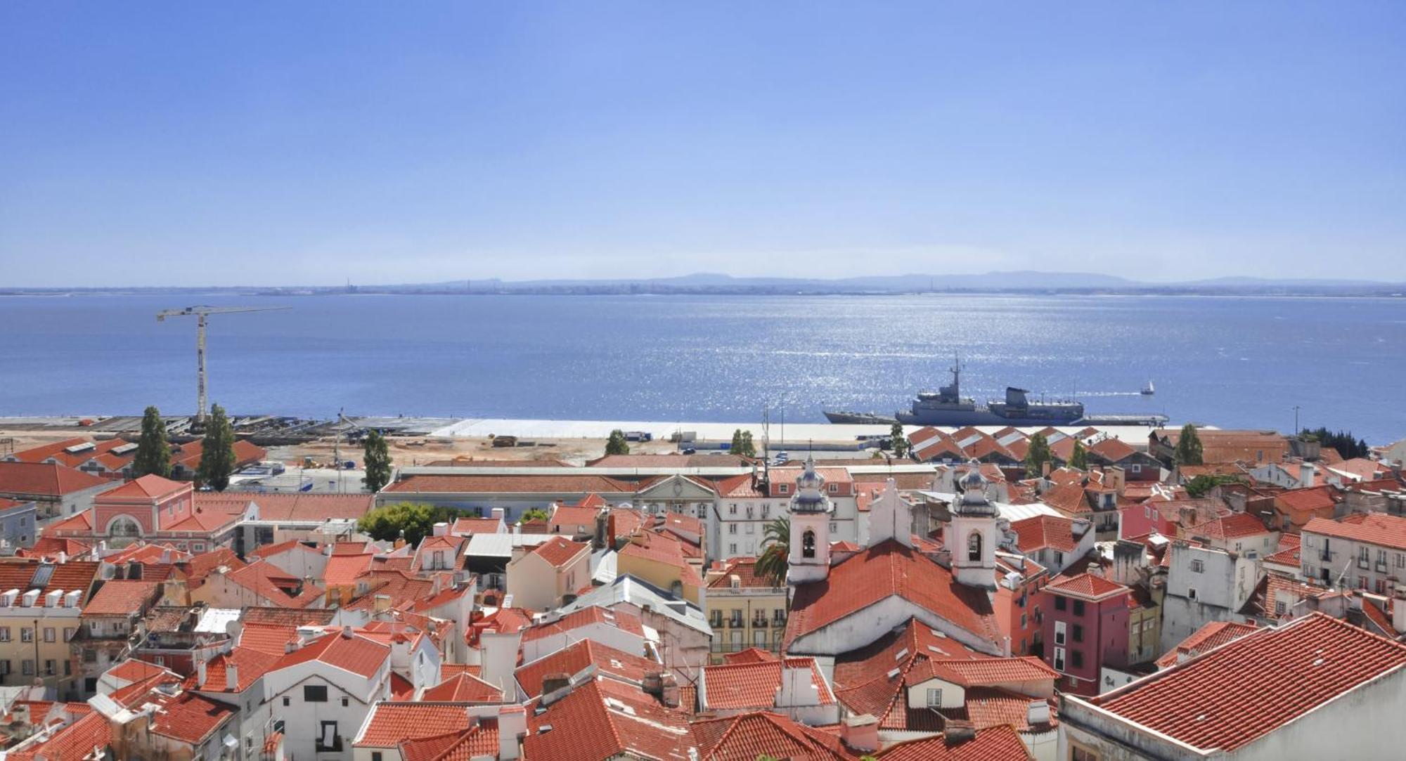 Апартаменты River View Lisbon Historic Alfama Экстерьер фото